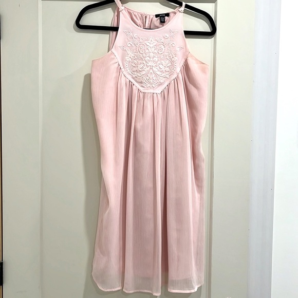 JACOB Soft pink dress with with removable belt - Picture 3 of 3